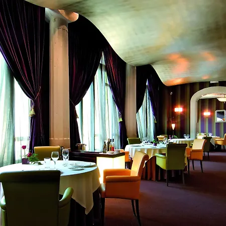 Casa Fuster G.l Monumento 5* Barcellona